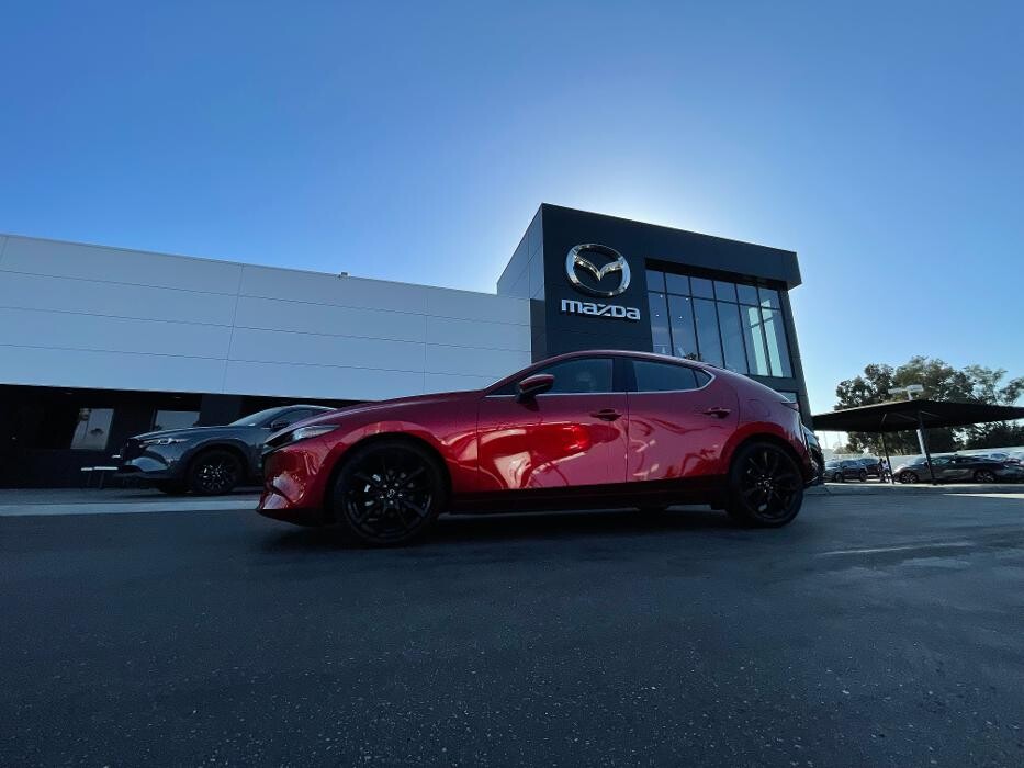 Images Tustin Mazda
