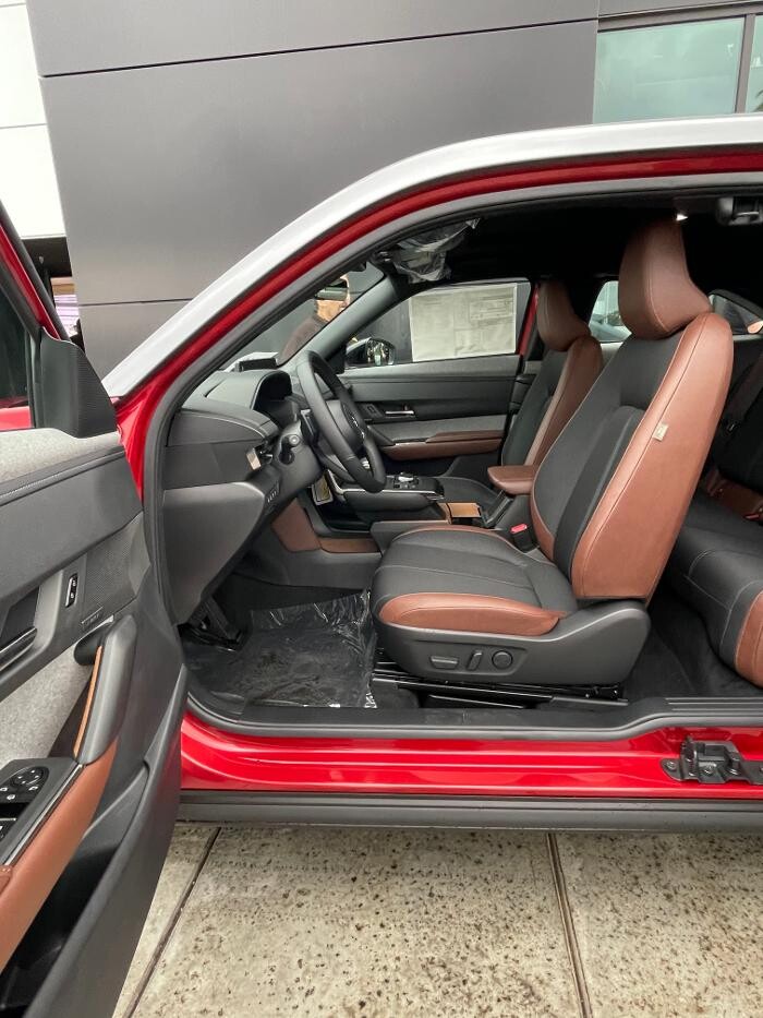 Images Tustin Mazda