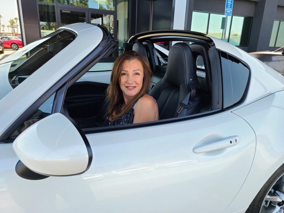 Images Tustin Mazda