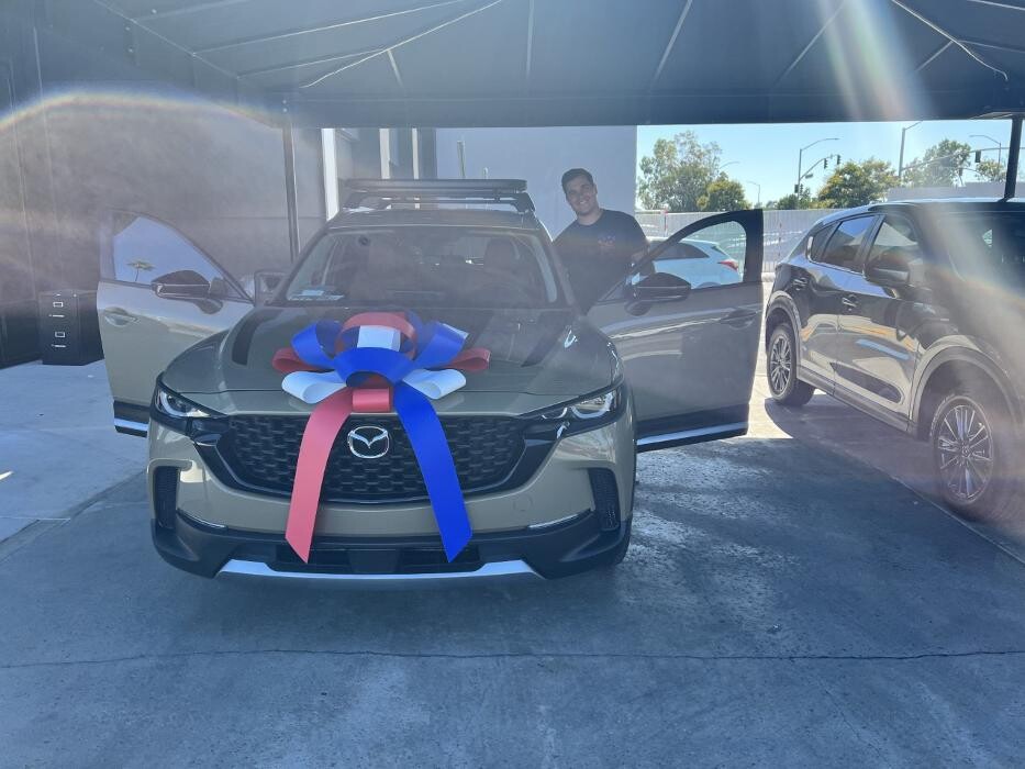 Images Tustin Mazda