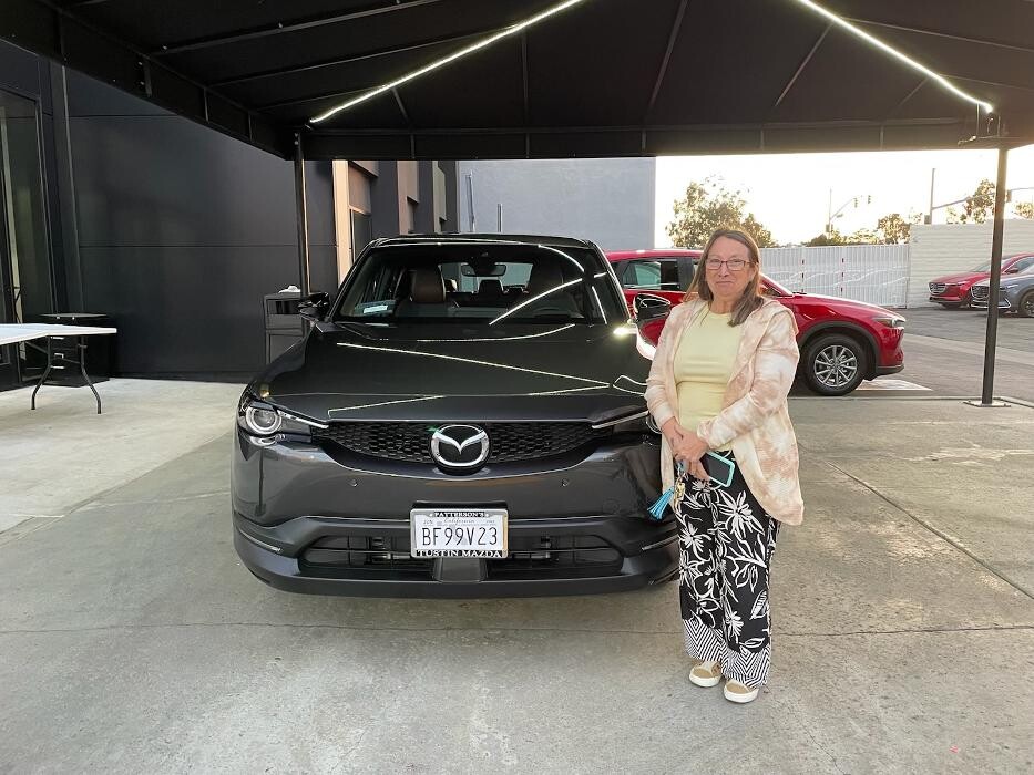 Images Tustin Mazda