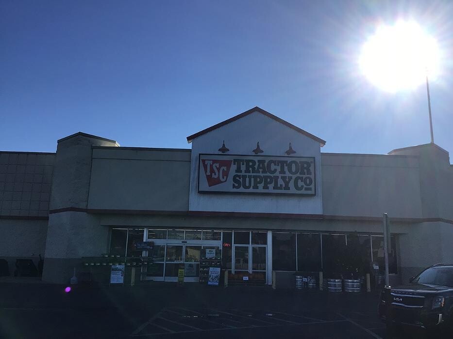 Images Tractor Supply Co.