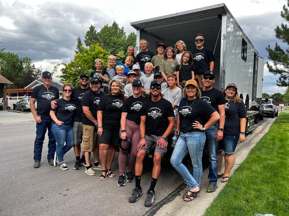 Images Mountain West Trailers