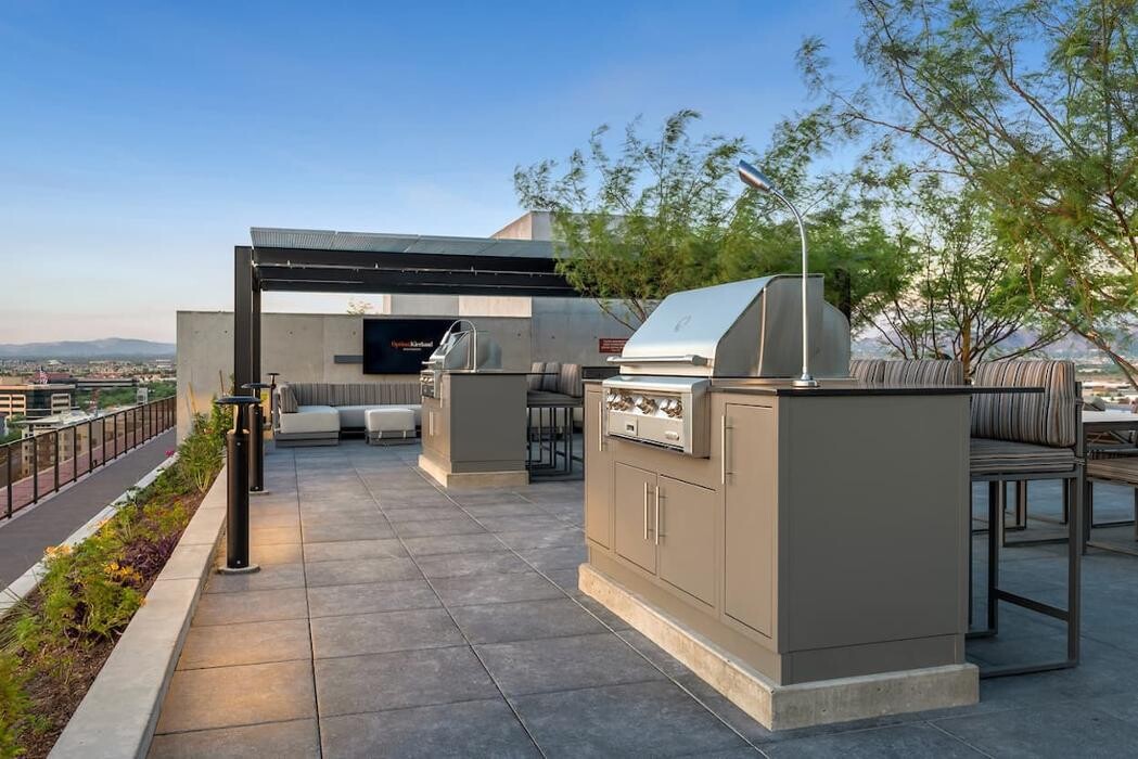 Images Optima Kierland Apartments
