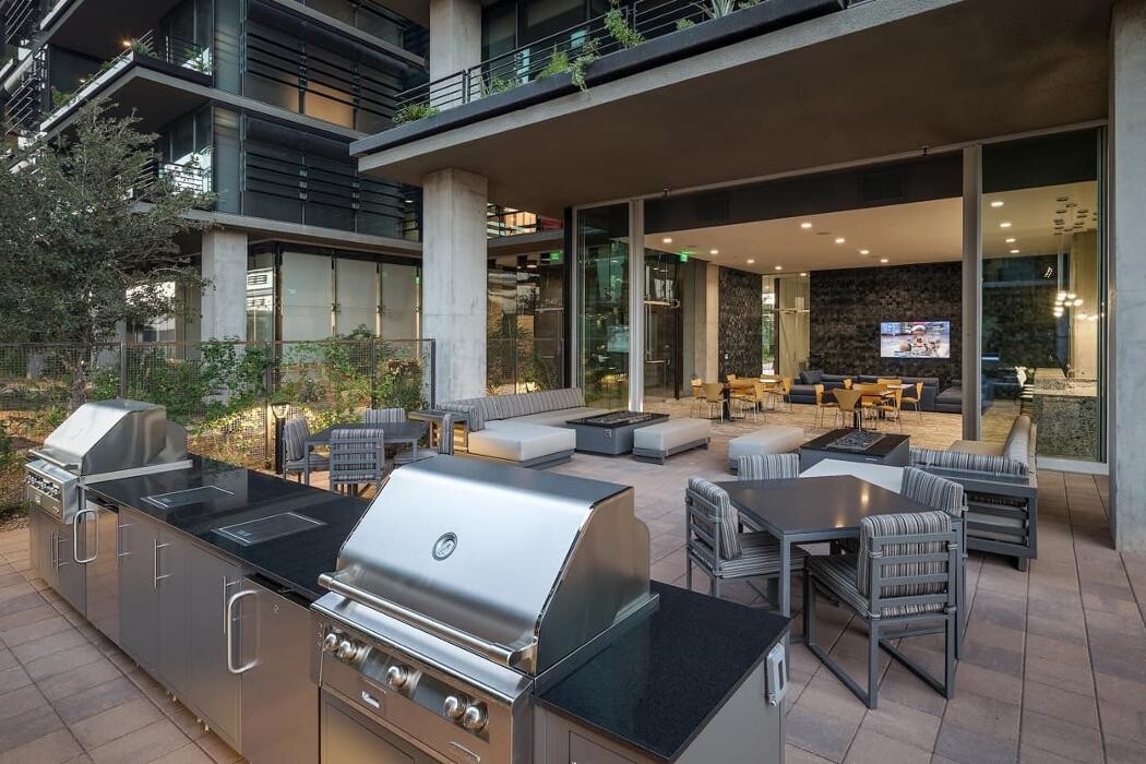 Images Optima Kierland Apartments