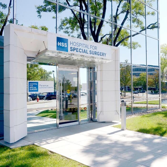 Images HSS Spine Center - Paramus