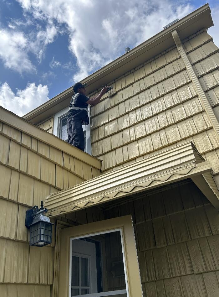 Images Magic Touch Exterminating and Wildlife Control