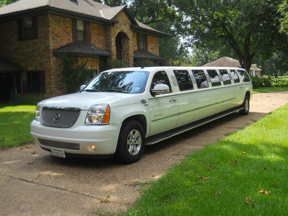 Images Vintage Limousine, LLC