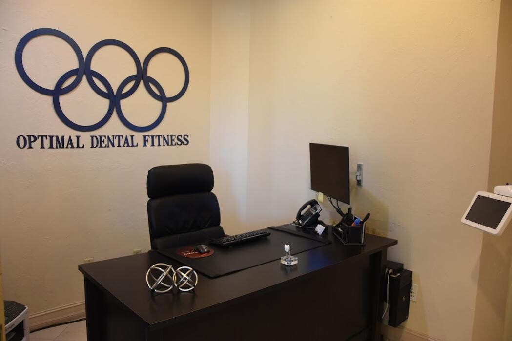 Images Optimal Dental Fitness of Naples - George Mantikas, D.M.D