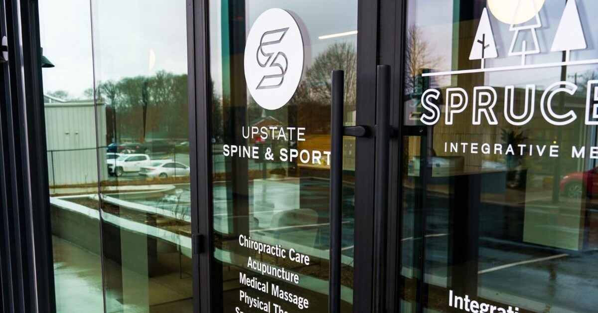 Images Upstate Spine & Sport