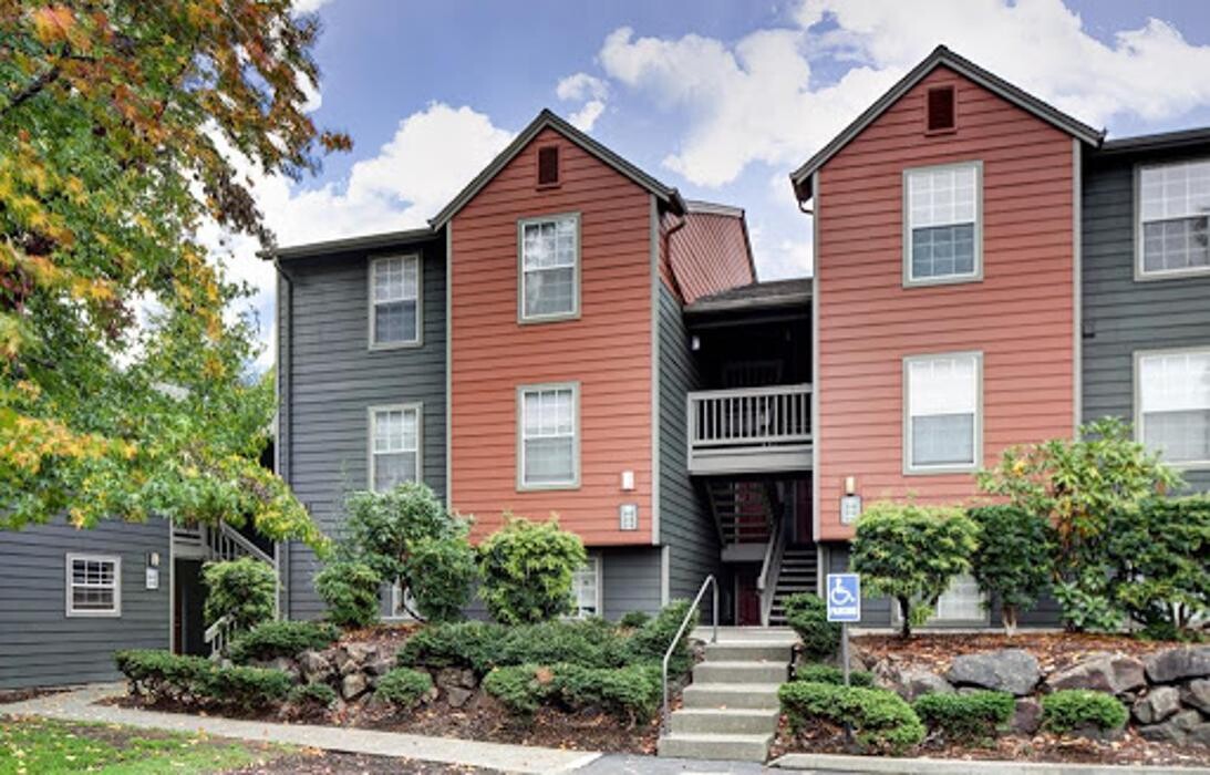 Images Waters Edge Apartments
