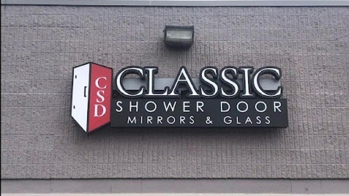 Images Classic Shower Door