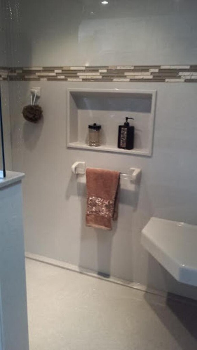 Images Classic Shower Door