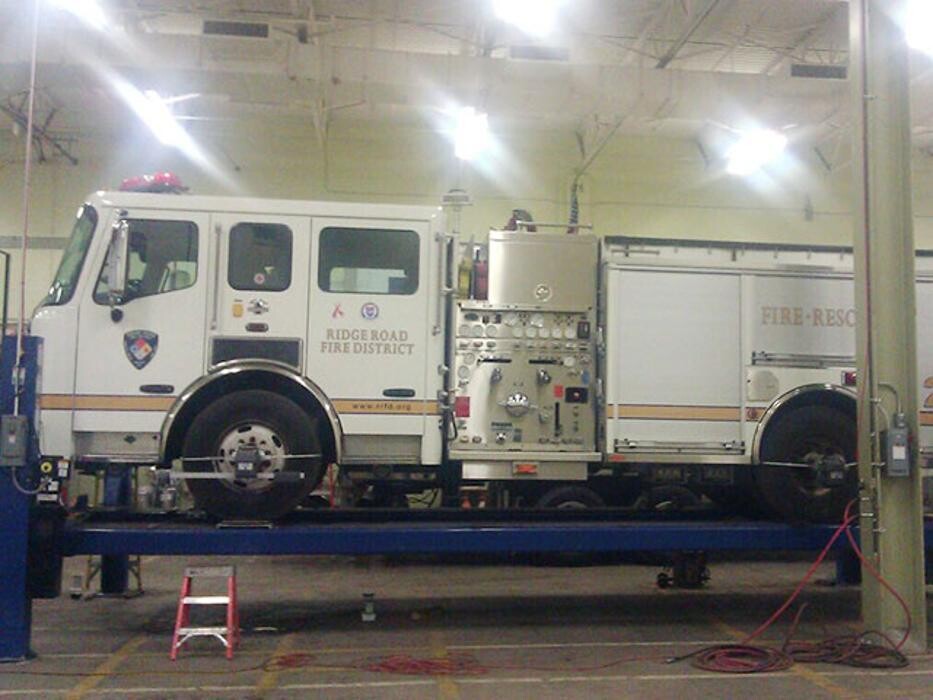 Images Weis Truck & Trailer Repair LLC