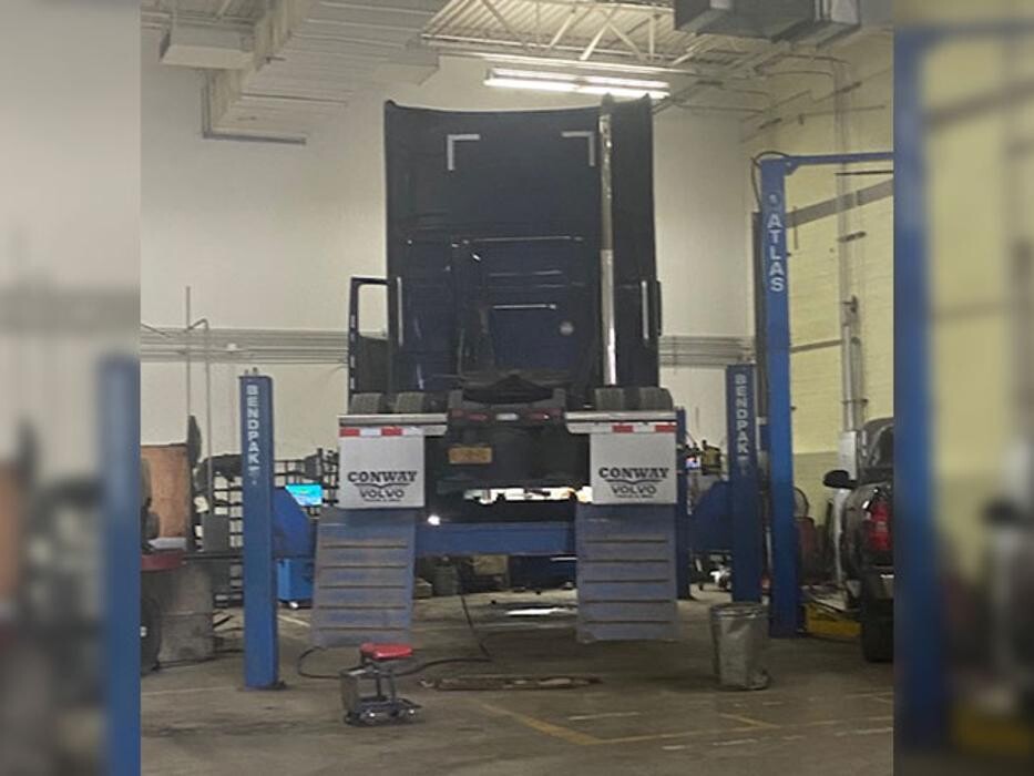 Images Weis Truck & Trailer Repair LLC
