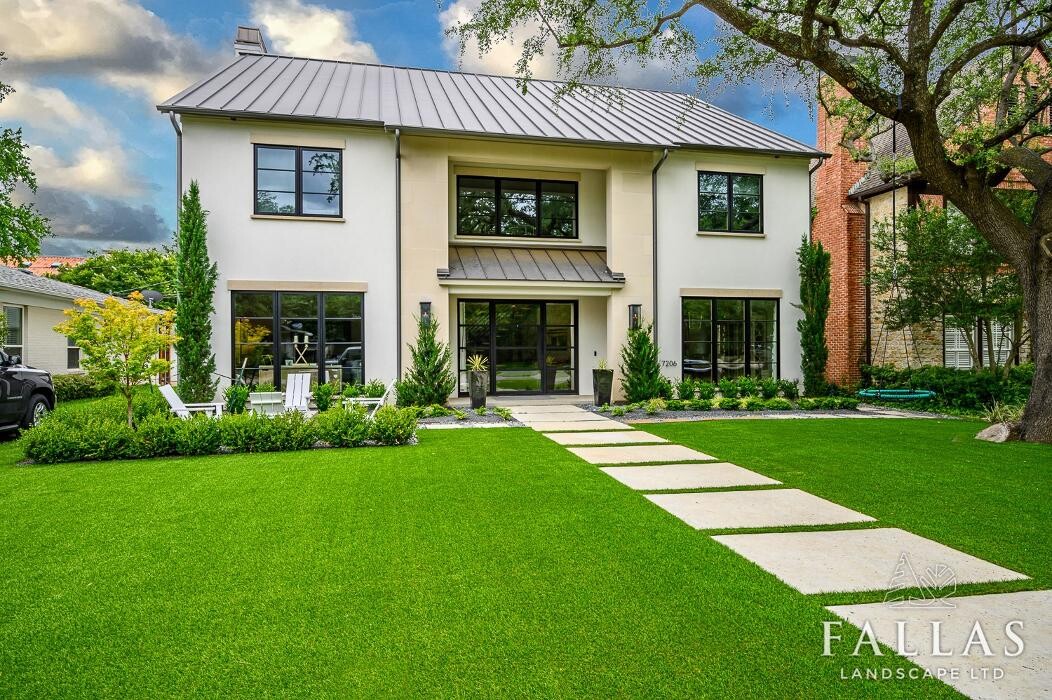 Images Fallas Landscape LTD