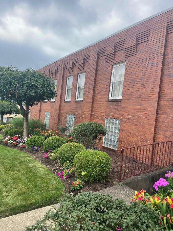 Images McIlvaine-Speakman Funeral Home LTD.