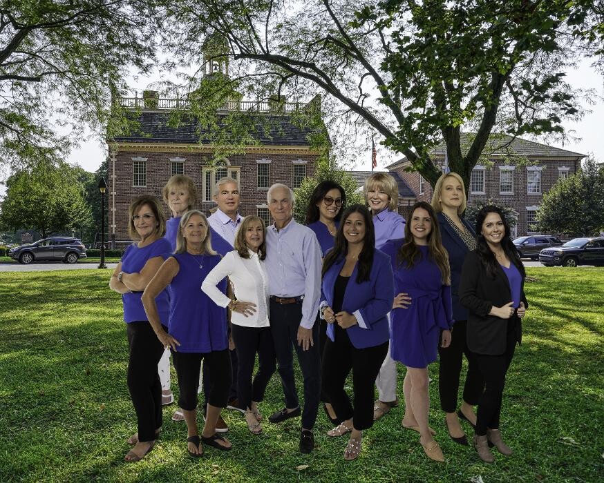 Images Burns & Ellis REALTORS