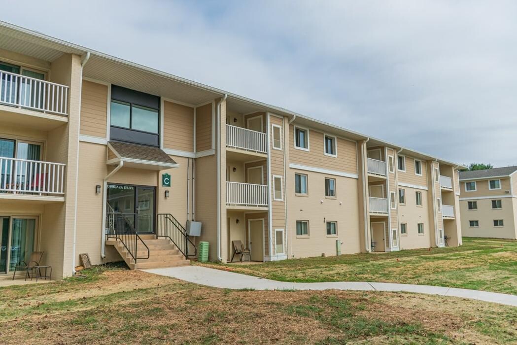 Images Caln East Apartments