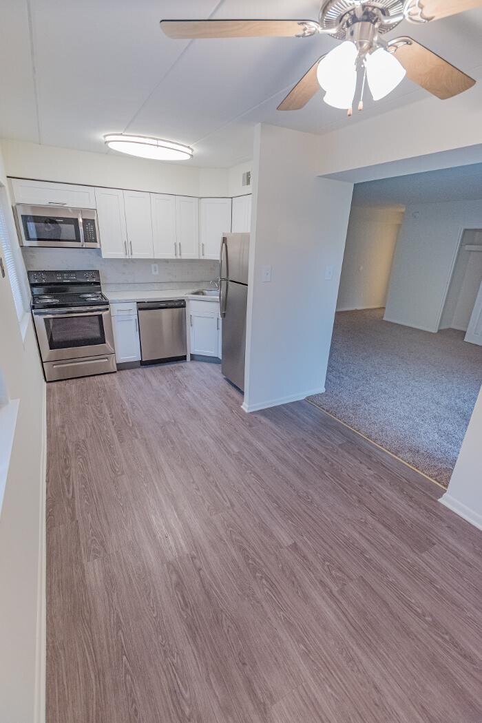 Images Caln East Apartments