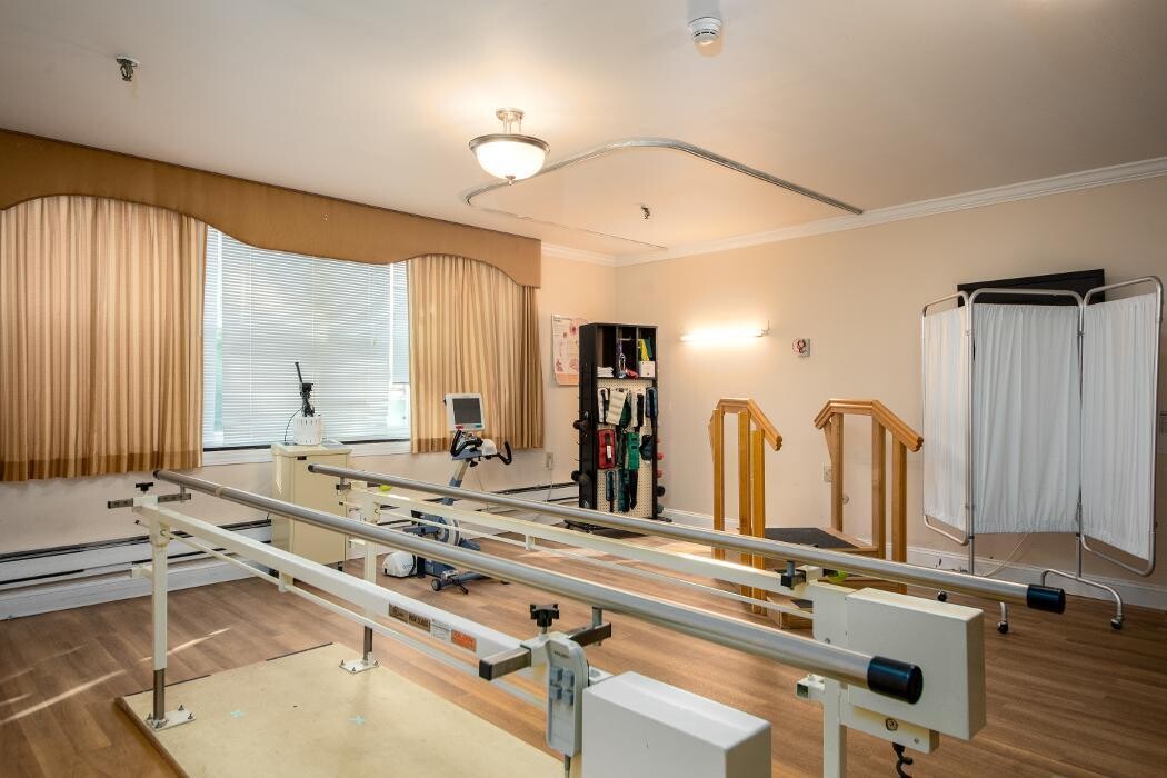 Images CareOne at Brookline