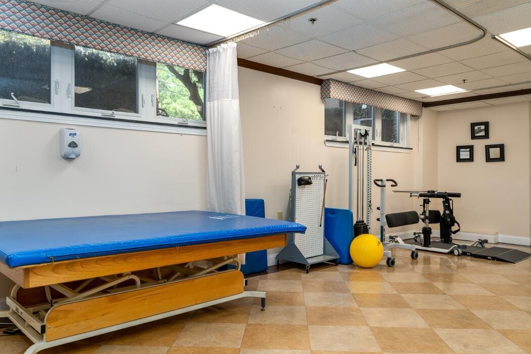 Images CareOne at Brookline