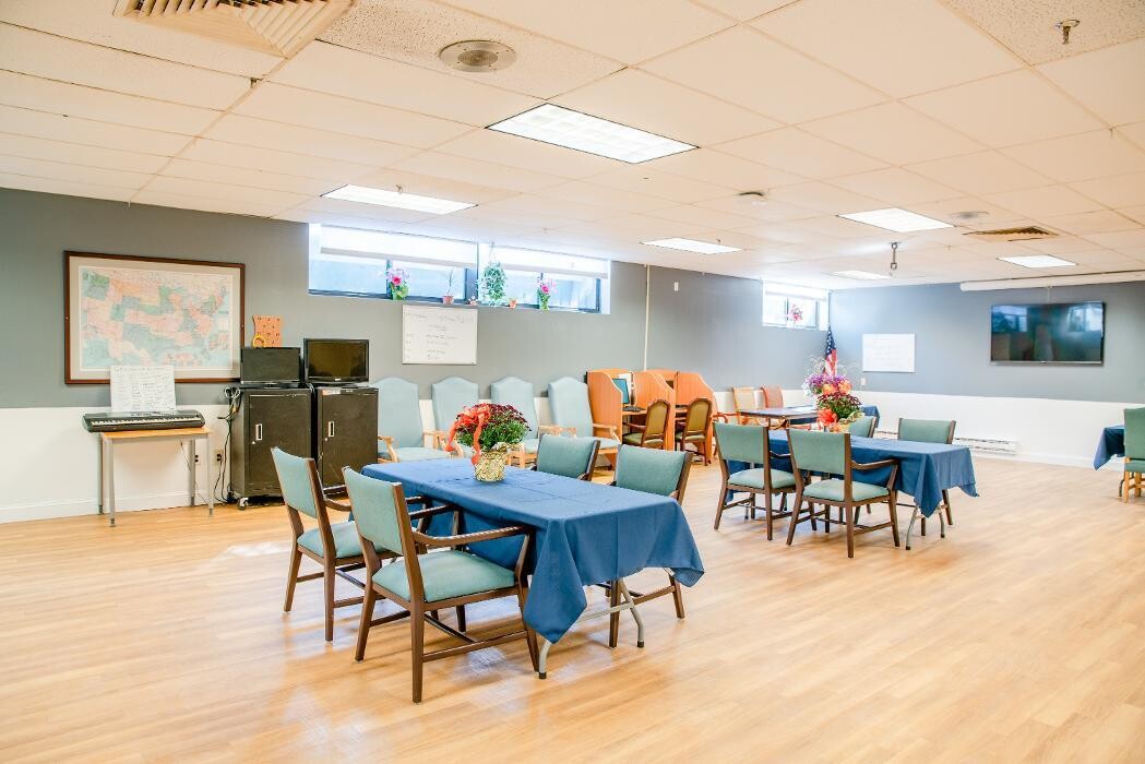 Images CareOne at Lowell