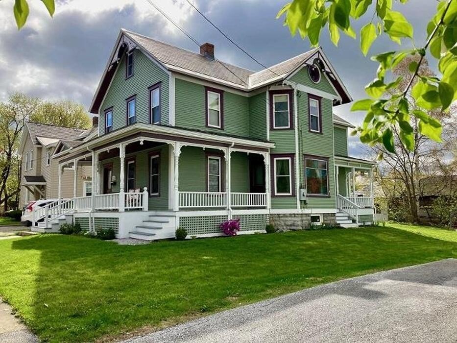 Images Alison McCullough Real Estate