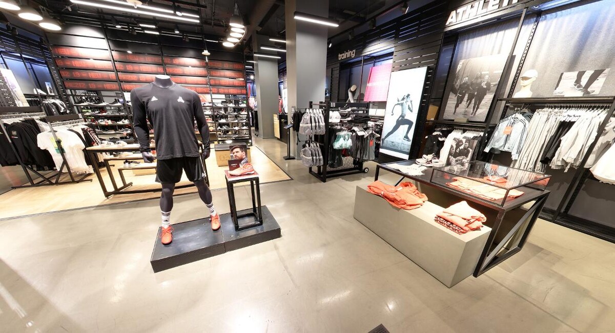 Images adidas Store Canoga Park