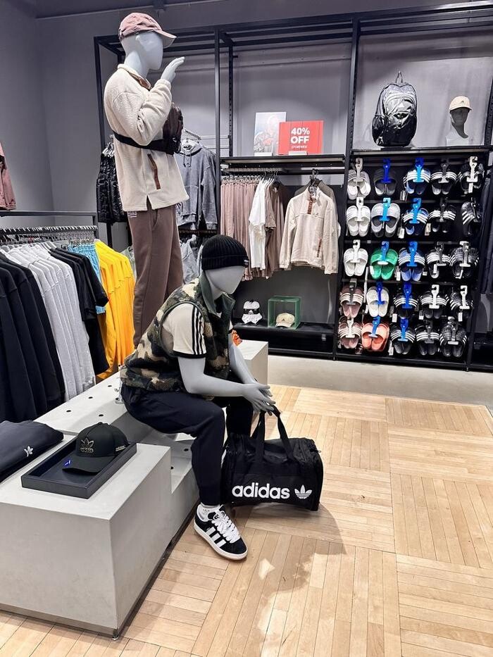 Images adidas Store Edison