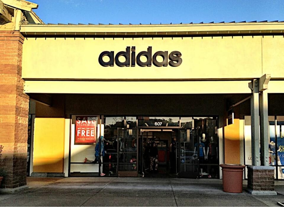 Images adidas Outlet Store Napa