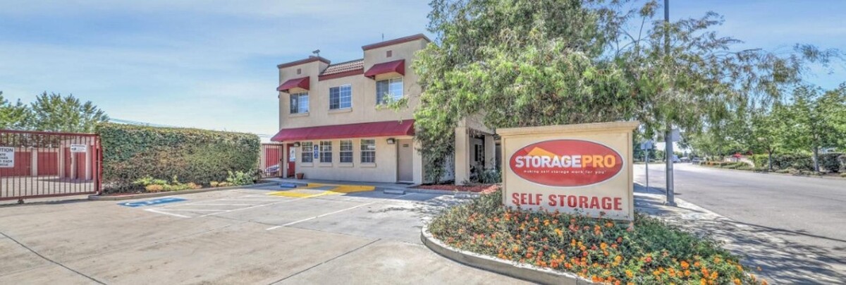 Images StoragePRO Self Storage of Hayward