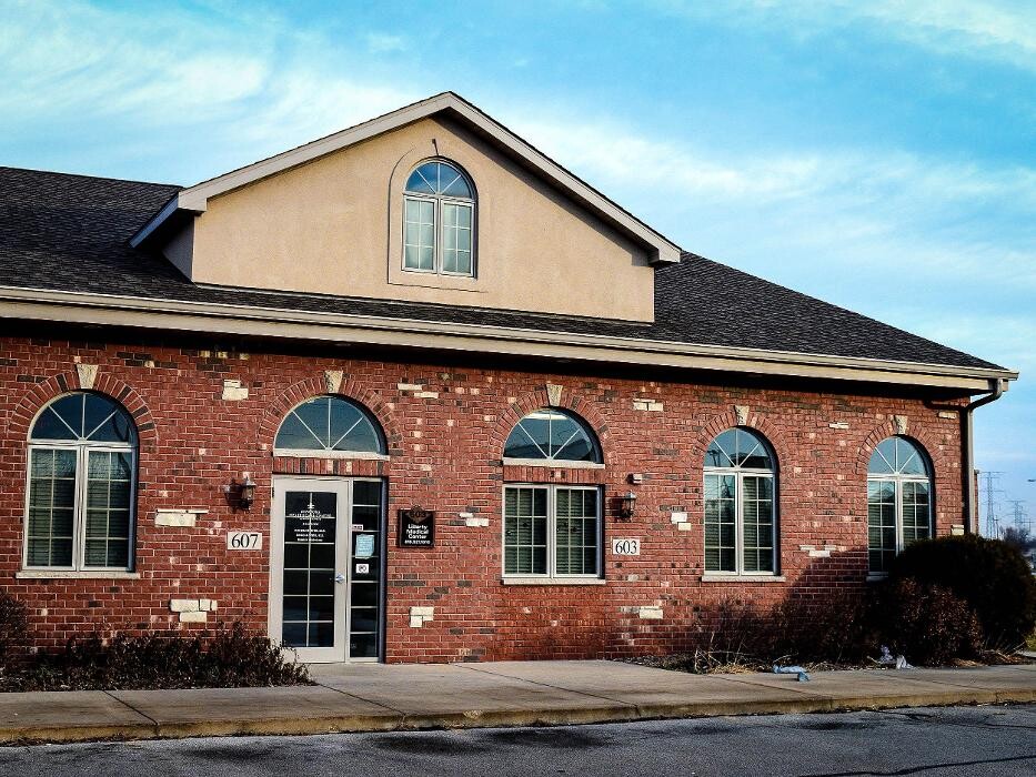 Images Minooka Healthcare Center of Morris Hospital - Mondamin St.