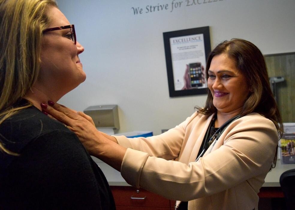 Images Dr. Nuzhat Chalisa, MD