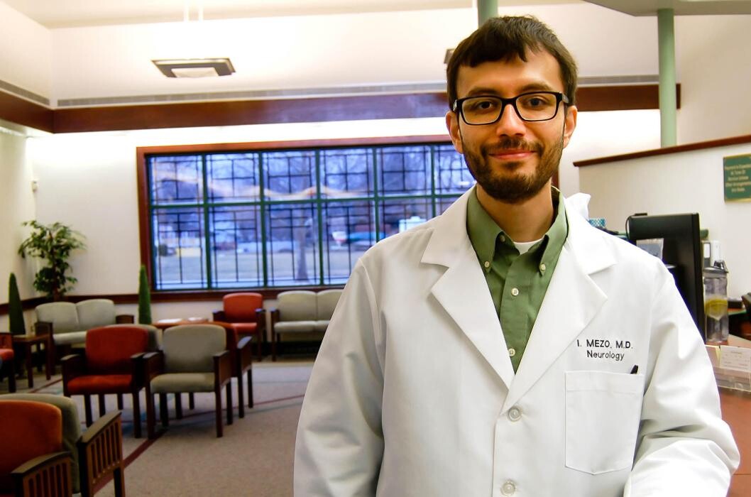 Images Dr. Isaac Mezo, MD