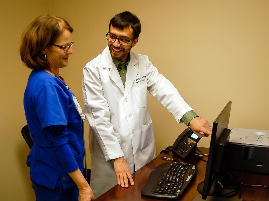 Images Dr. Isaac Mezo, MD