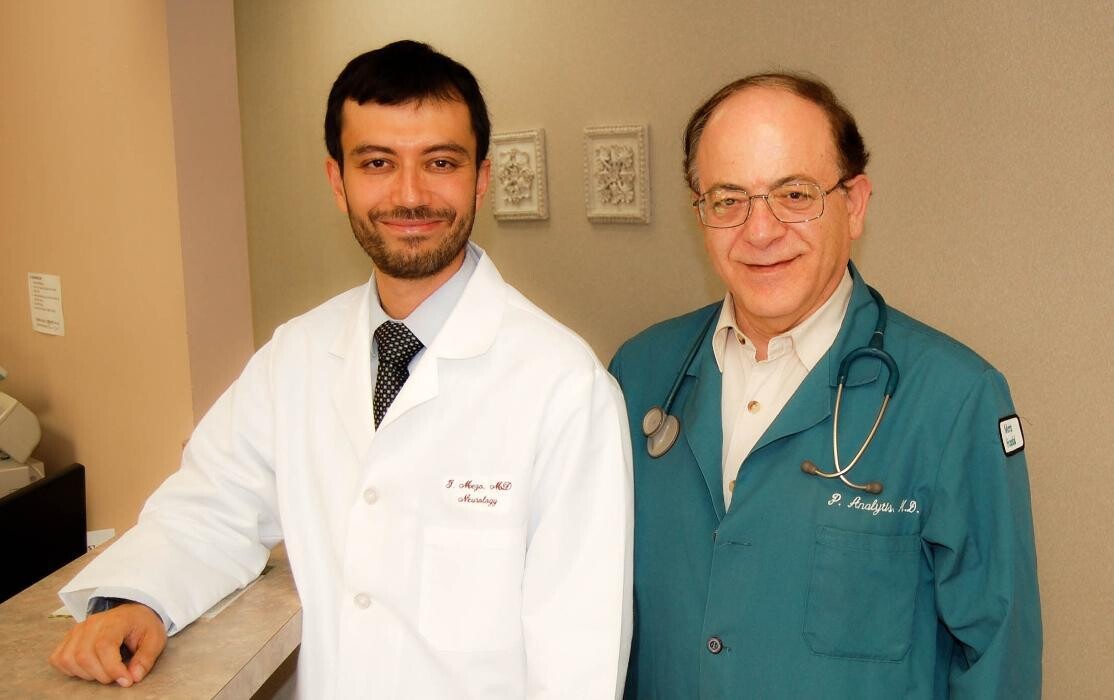 Images Dr. Isaac Mezo, MD