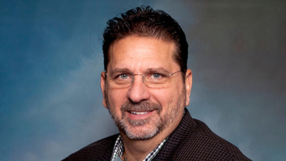 Images Dr. Peter Roumeliotis, MD