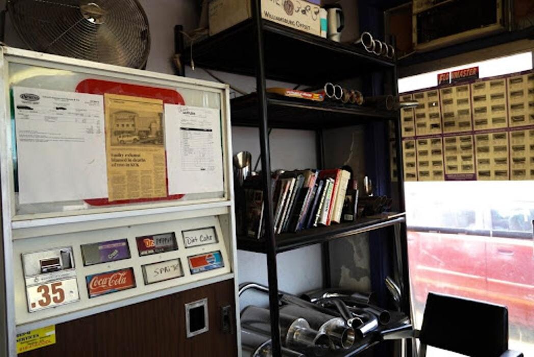 Images Seeburg Mufflers of MO Inc