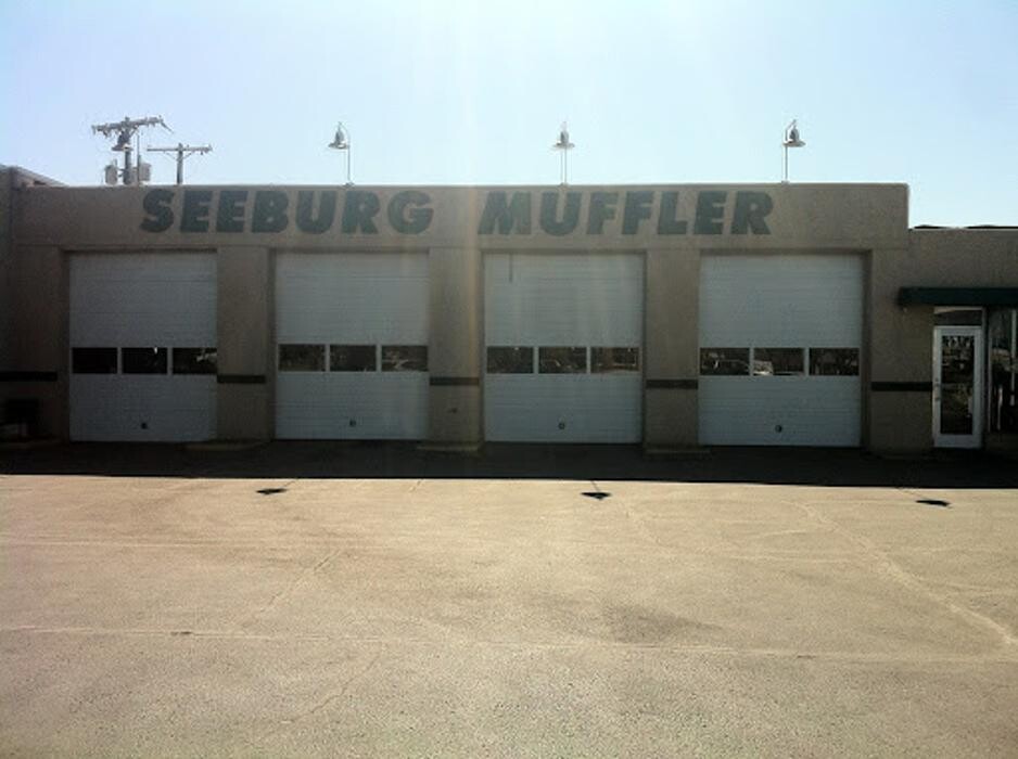 Images Seeburg Mufflers of MO Inc