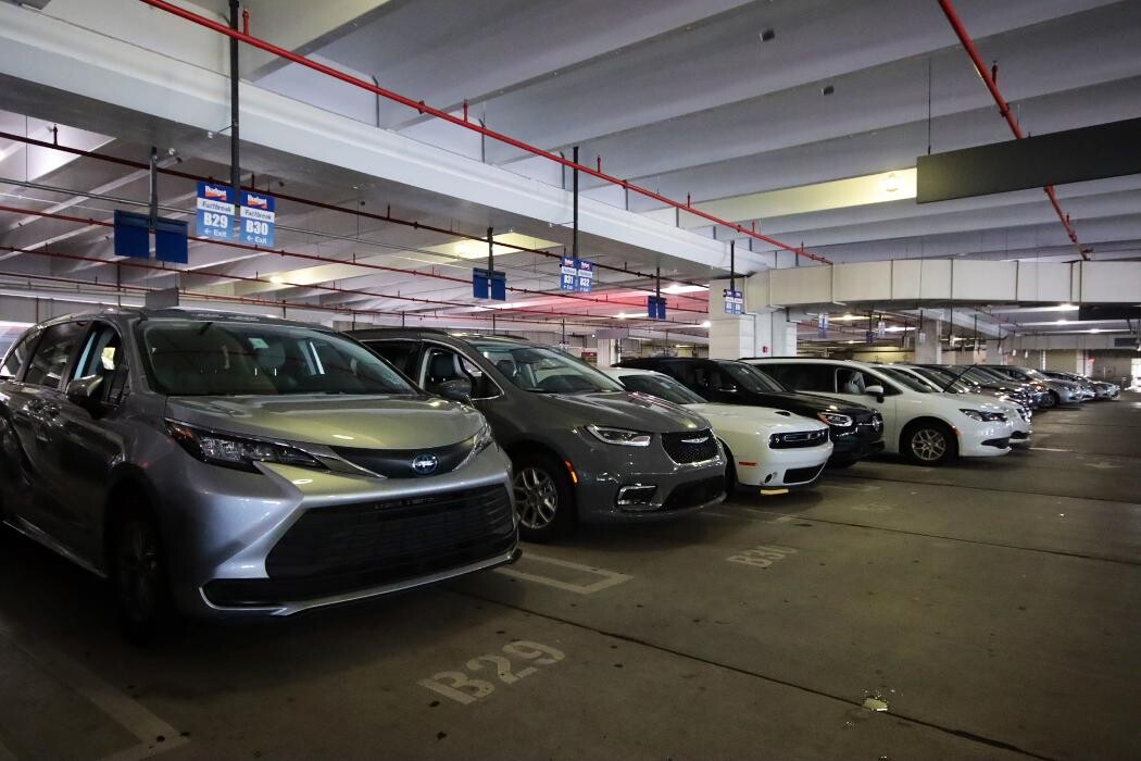 Images Budget Car Rental