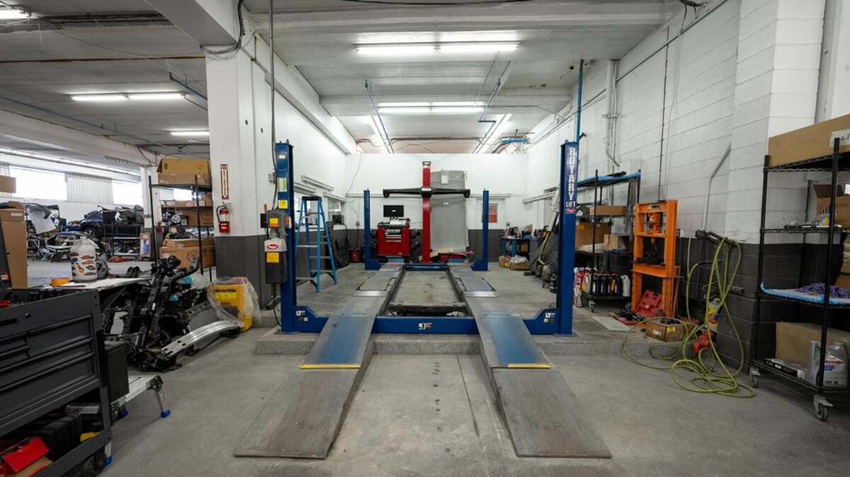 Images Crash Champions Collision Repair Fountain Valley