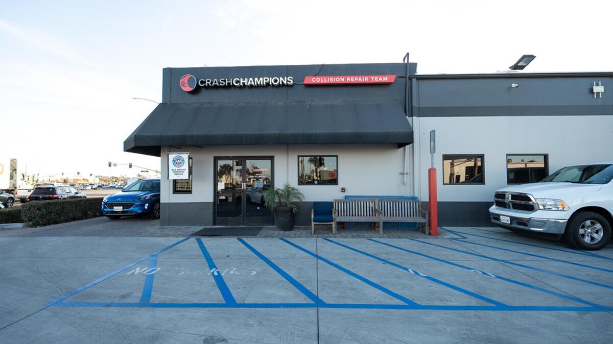 Images Crash Champions Collision Repair Fountain Vly Exp