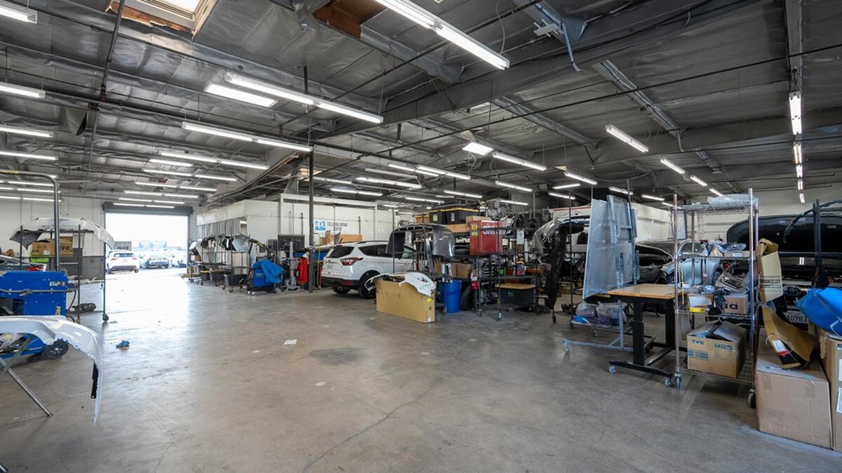 Images Crash Champions Collision Repair Fountain Vly Exp