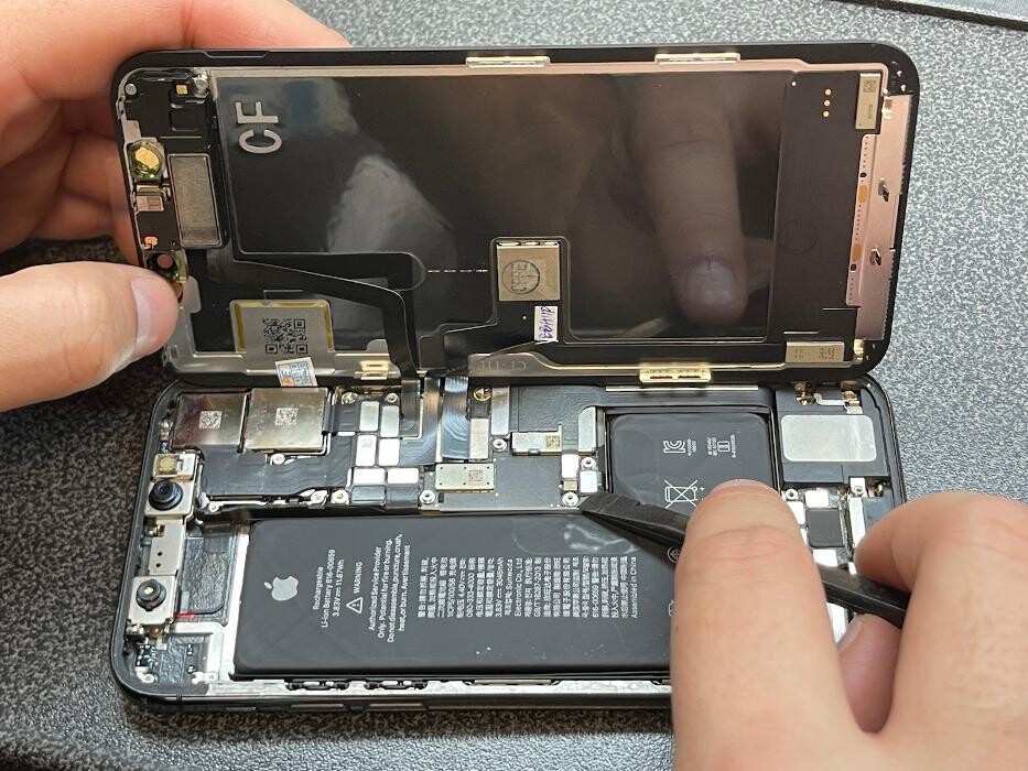 Images uBreakiFix - Phone and Computer Repair