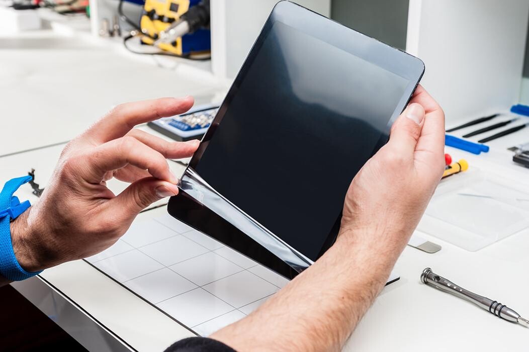 Images uBreakiFix - Phone and Computer Repair