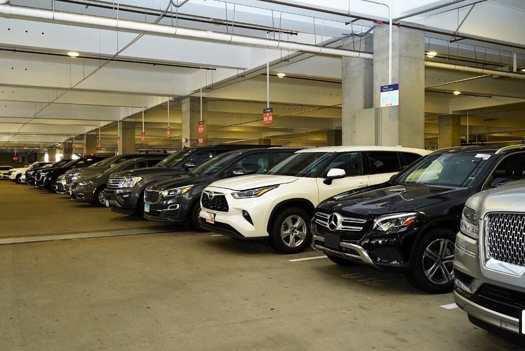 Images Budget Car Rental