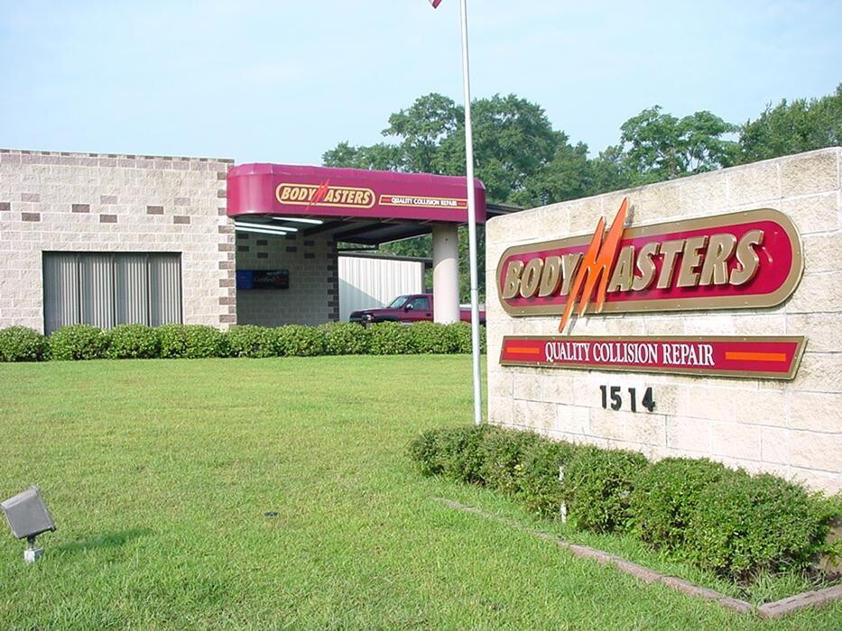 Images BODYMASTERS QUALITY COLLISION REPAIR