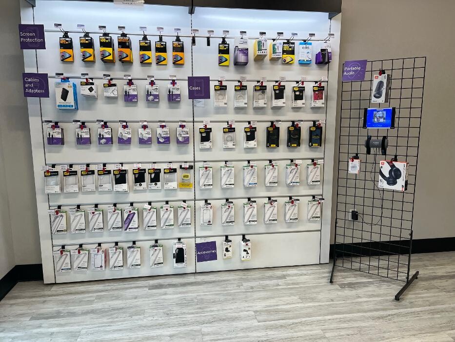 Images uBreakiFix - Phone and Computer Repair