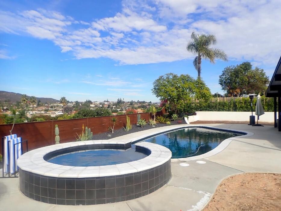 Images Synergy Pool and Spa Inspections